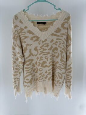 Leani Cream & Tan V-Neck Animal-Print Sweater
